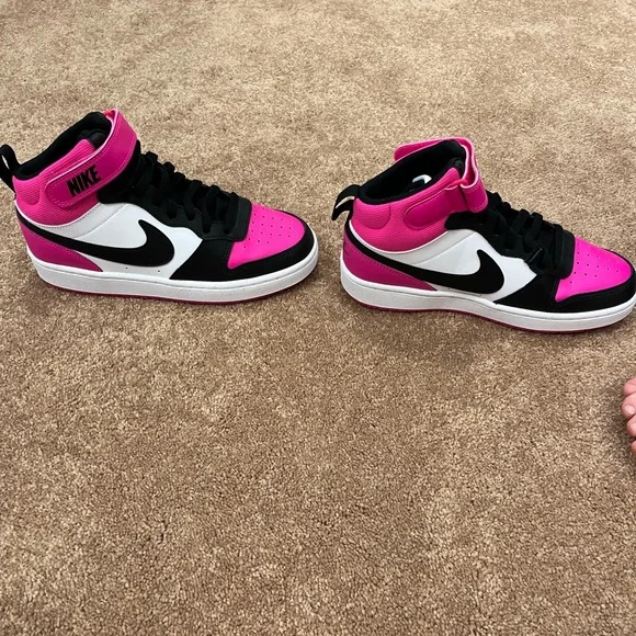 NWOB! Nike Court Borough Mid 2 Pink and Black Sneakers Youth Size 6. - Picture 3 of 8